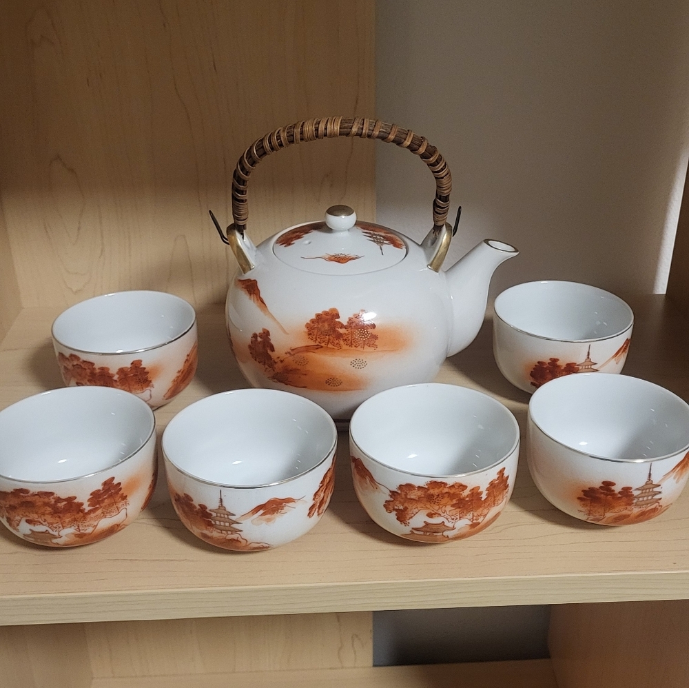 Kutani Tea Set - Picture 8 of 9